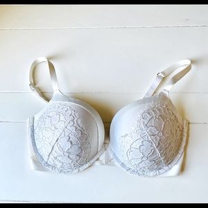 Victoria’s Secret 38 DD padded push-up bra